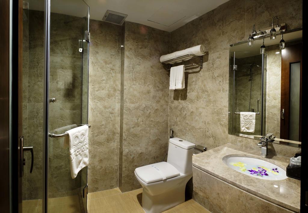 Bac Cuong Hotel Дананг Екстер'єр фото