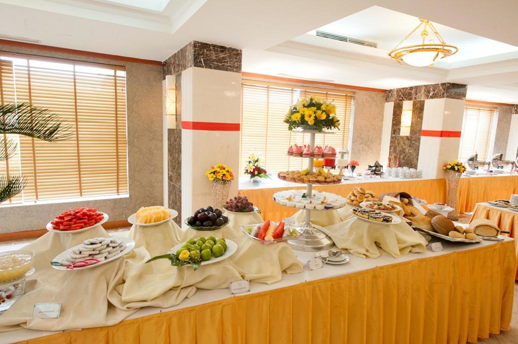 Bac Cuong Hotel Дананг Екстер'єр фото
