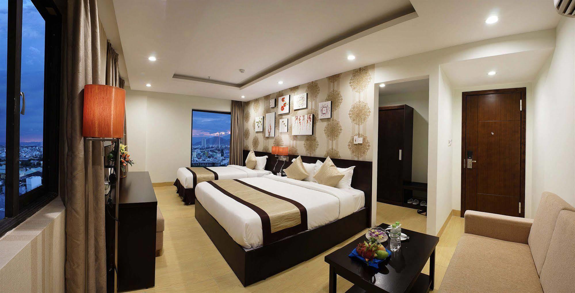 Bac Cuong Hotel Дананг Екстер'єр фото