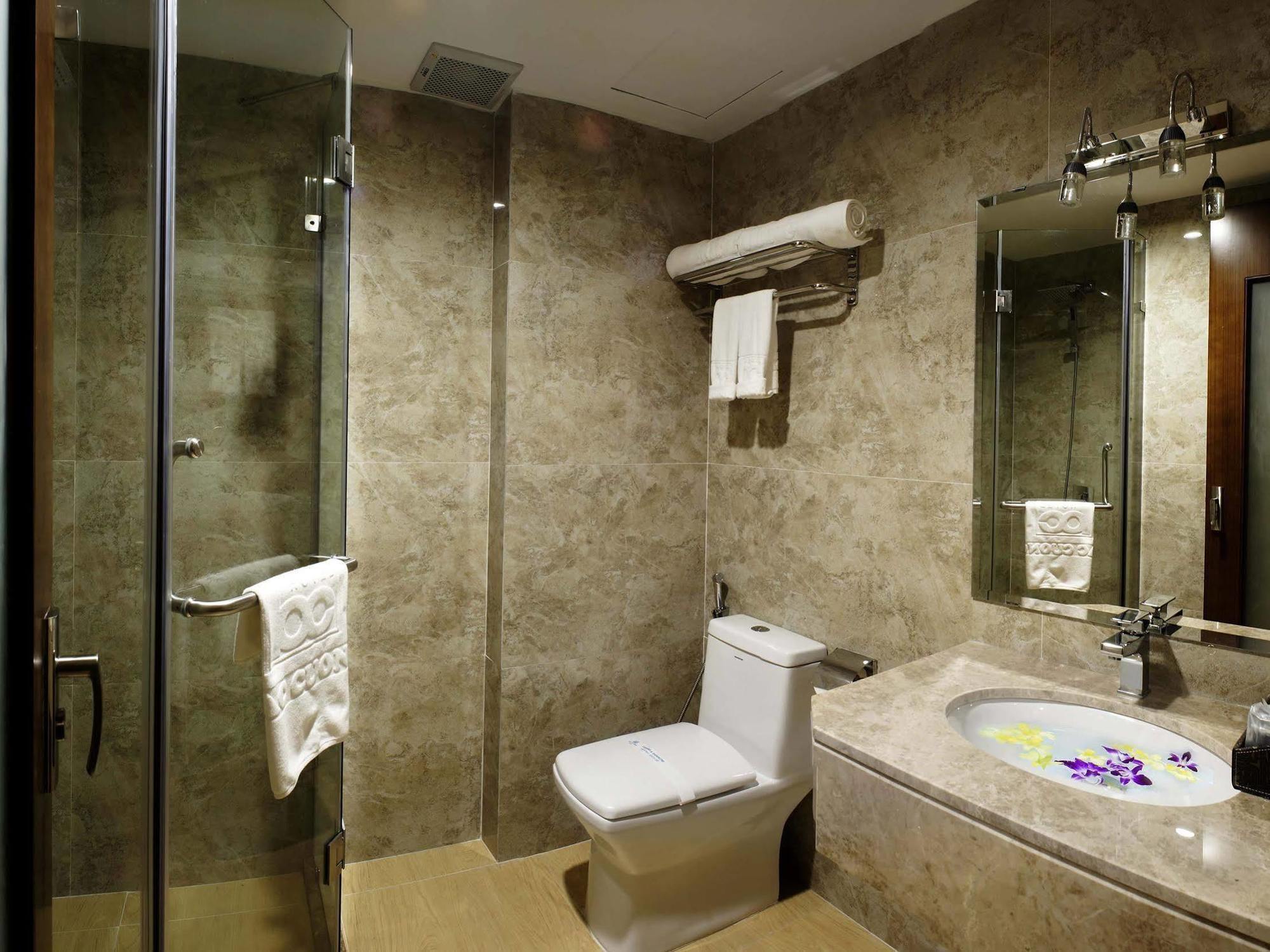 Bac Cuong Hotel Дананг Екстер'єр фото