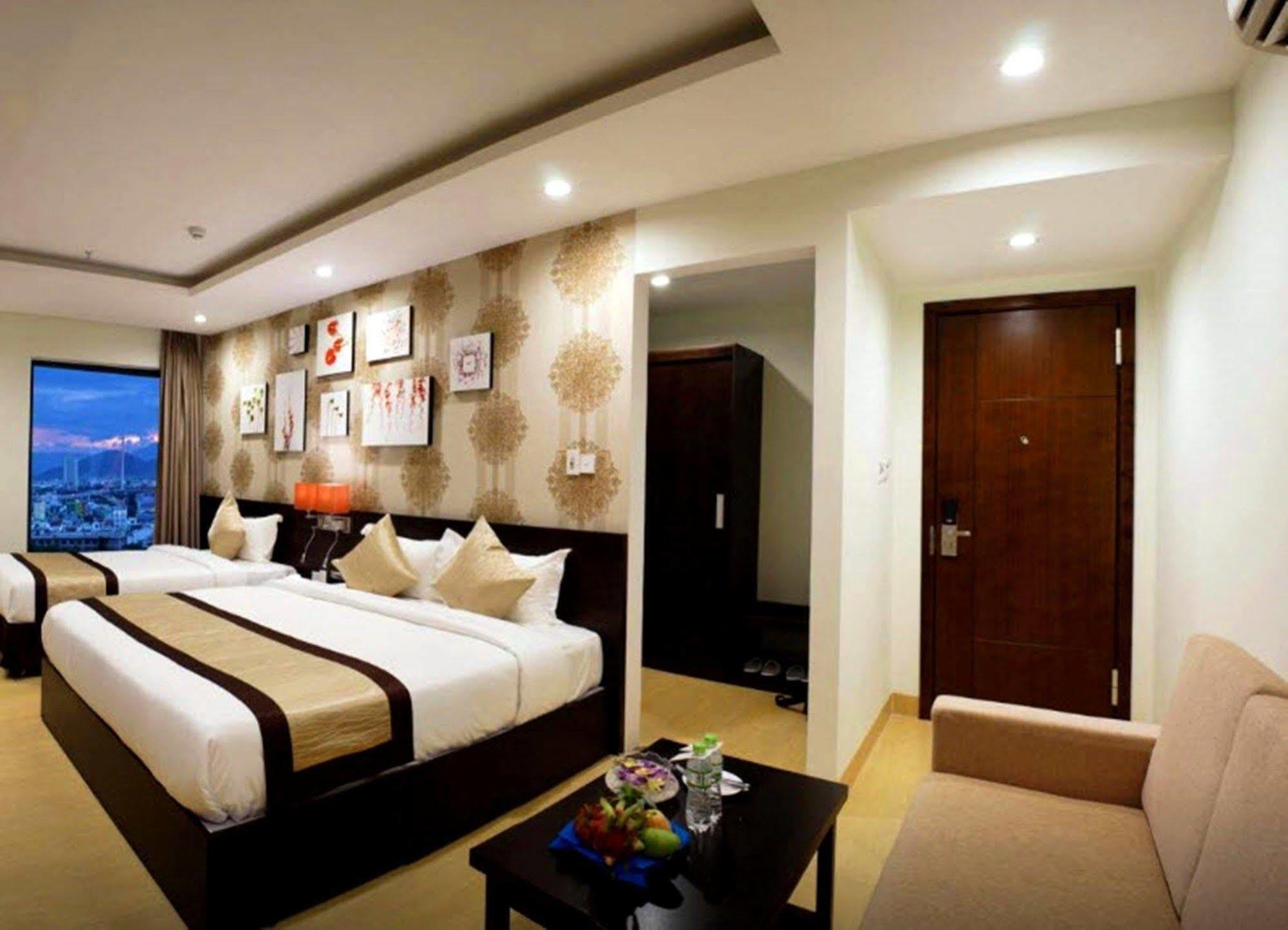 Bac Cuong Hotel Дананг Екстер'єр фото